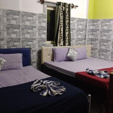 Baga F Leisure Stay Guest House Bagian luar foto