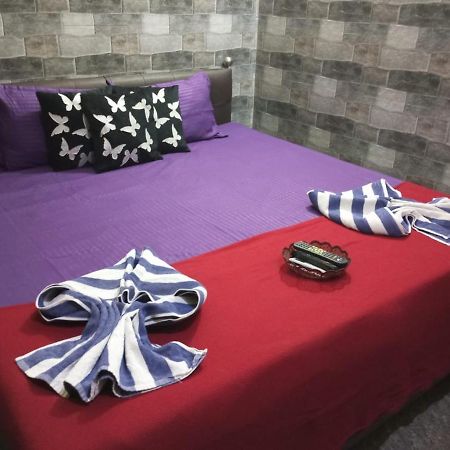 Baga F Leisure Stay Guest House Bagian luar foto