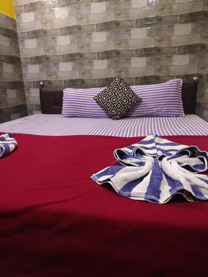 Baga F Leisure Stay Guest House Bagian luar foto