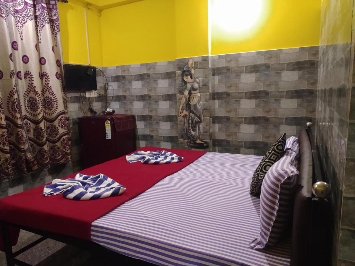 Baga F Leisure Stay Guest House Bagian luar foto