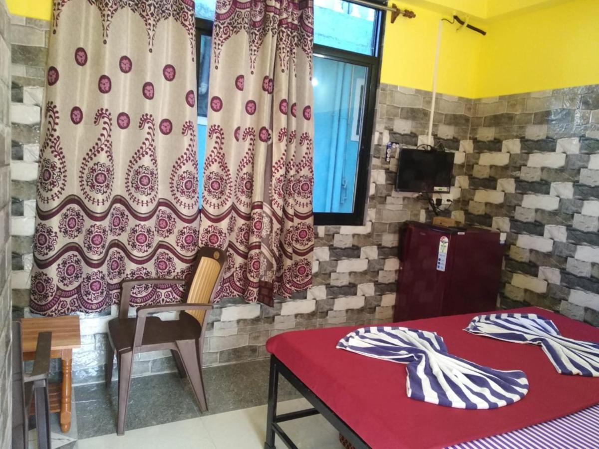 Baga F Leisure Stay Guest House Bagian luar foto