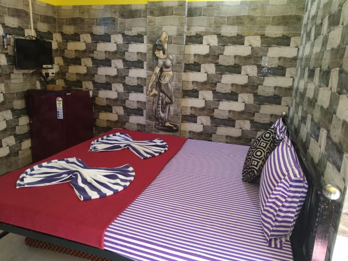 Baga F Leisure Stay Guest House Bagian luar foto