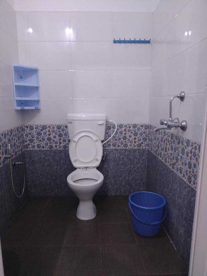 Baga F Leisure Stay Guest House Bagian luar foto