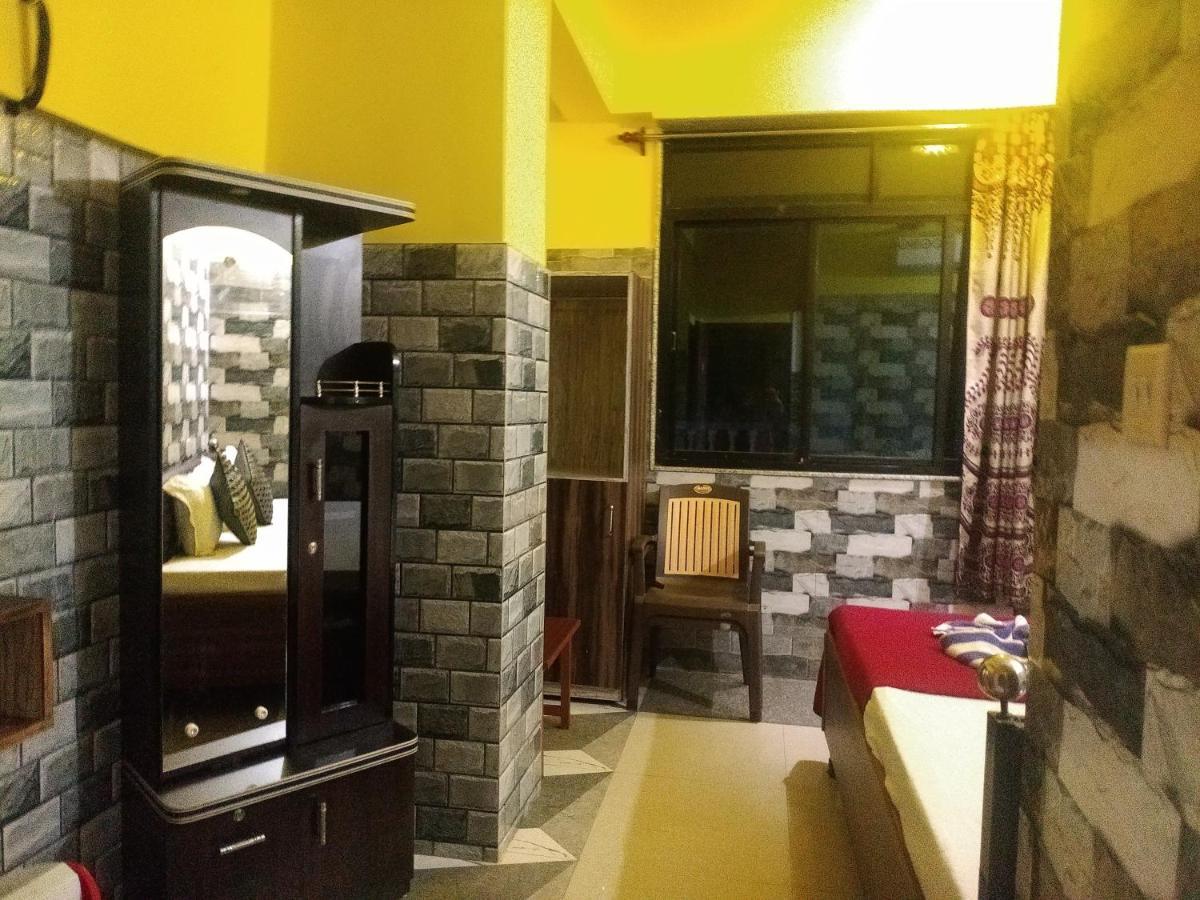 Baga F Leisure Stay Guest House Bagian luar foto