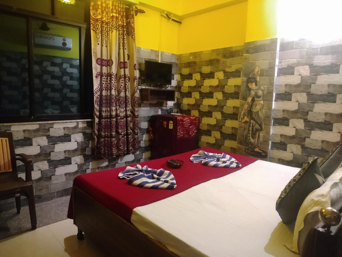 Baga F Leisure Stay Guest House Bagian luar foto