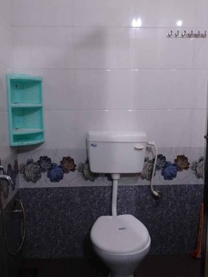 Baga F Leisure Stay Guest House Bagian luar foto