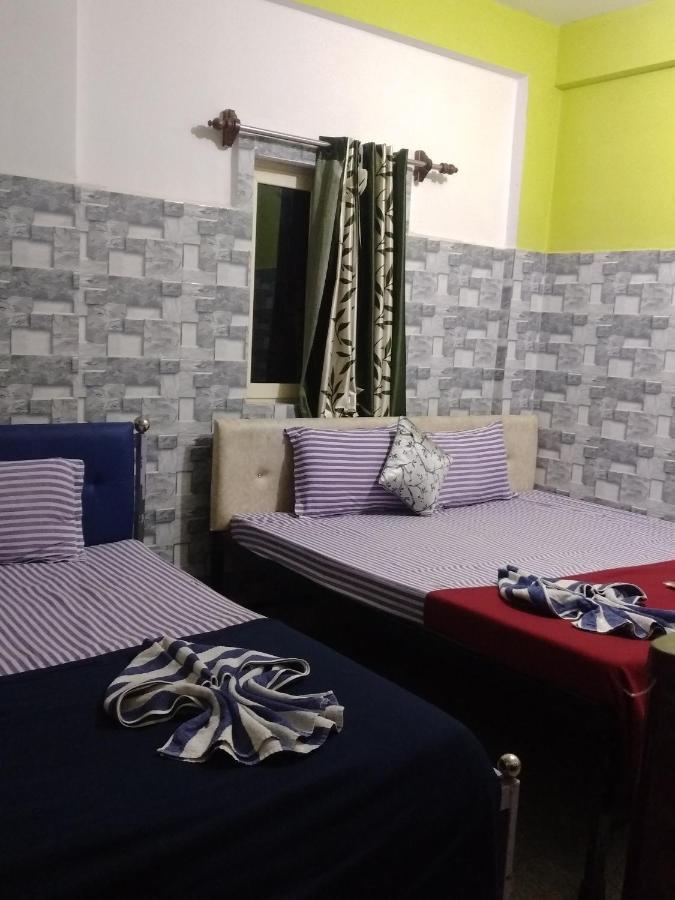 Baga F Leisure Stay Guest House Bagian luar foto