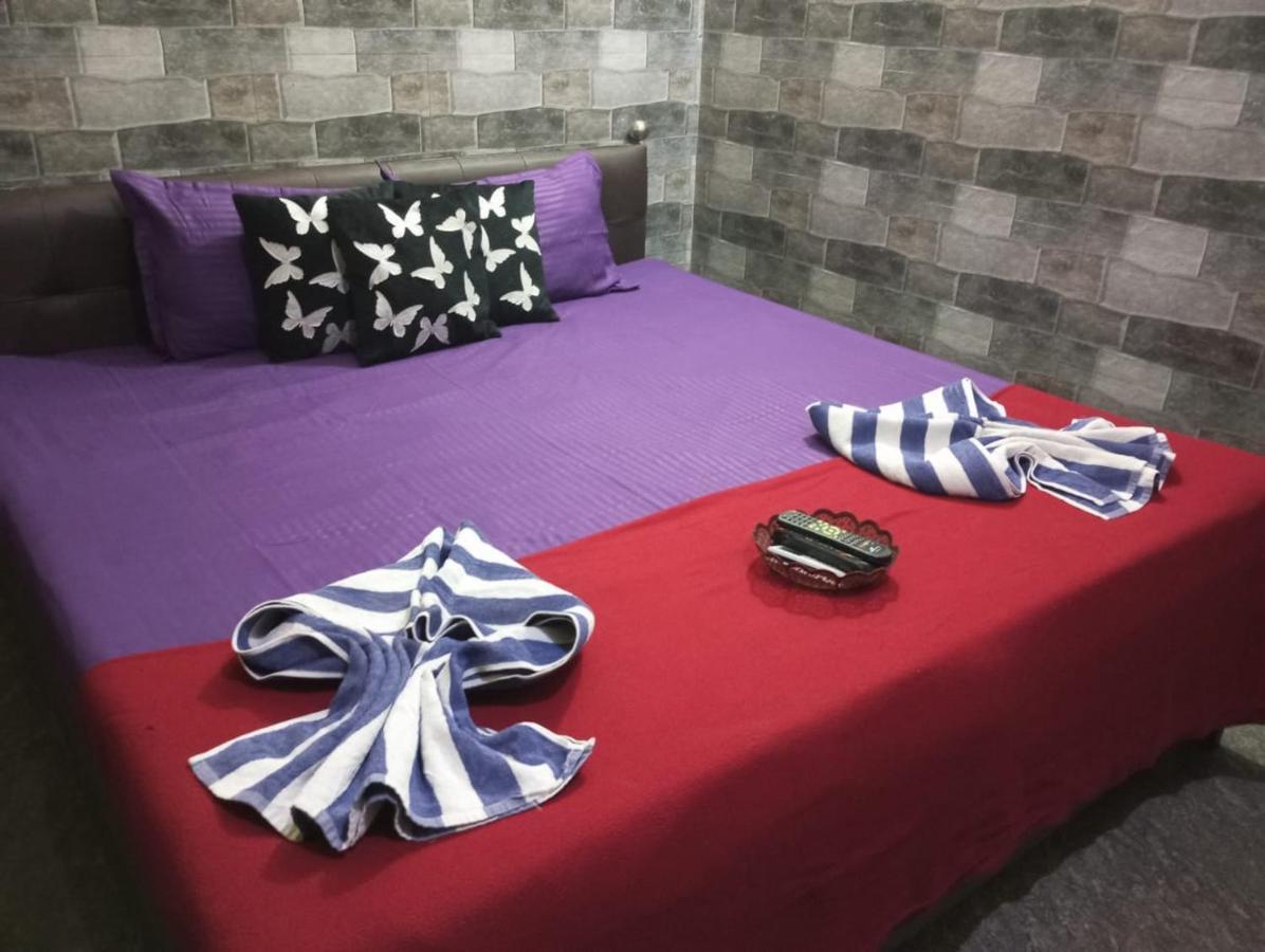 Baga F Leisure Stay Guest House Bagian luar foto