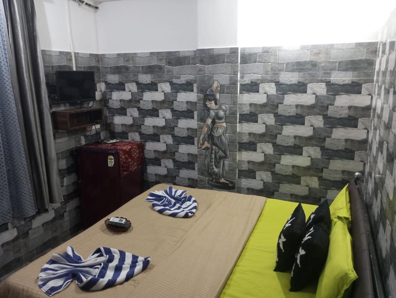 Baga F Leisure Stay Guest House Bagian luar foto